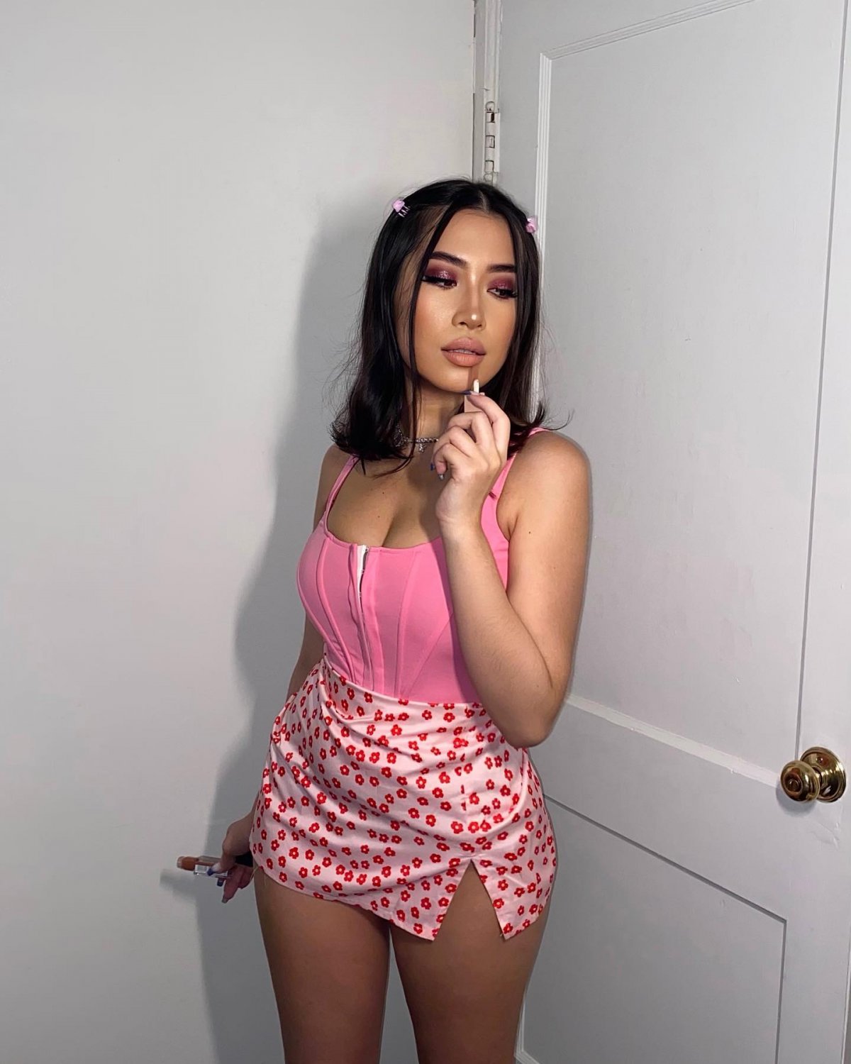 Asian Slut's sexy body #VhevgpXW
