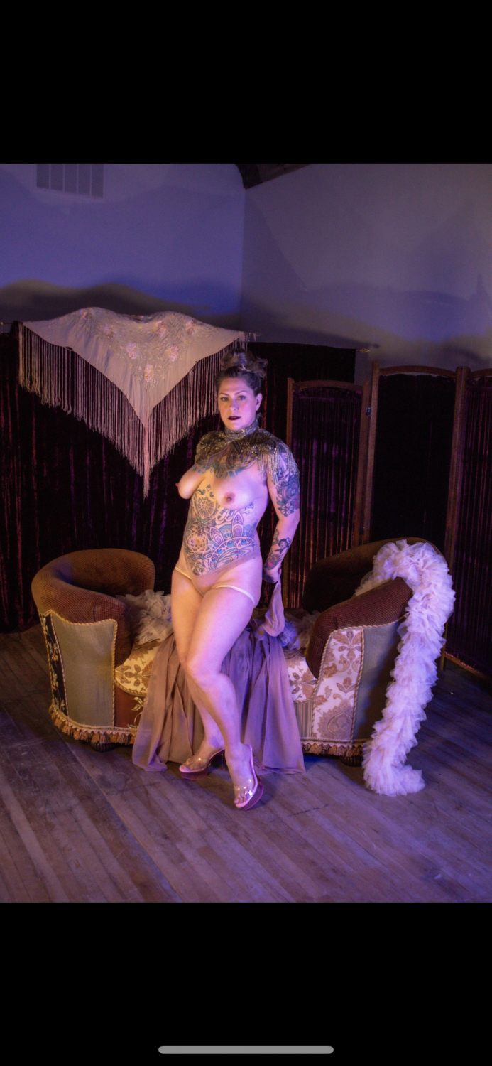 Danielle Colby #PkUZFgZh