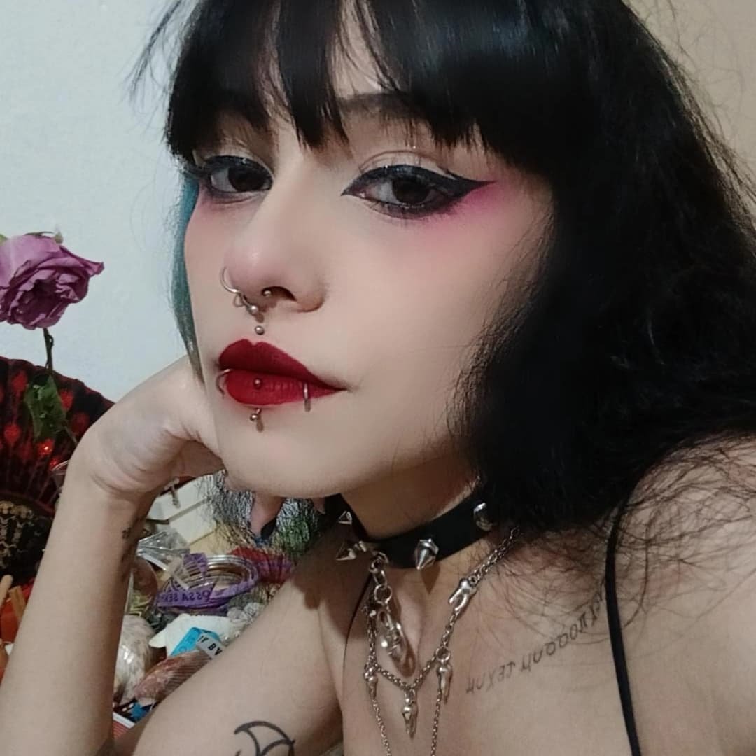 19 Goth clown latina exposed by her cuck bf #BrEBEs4Z