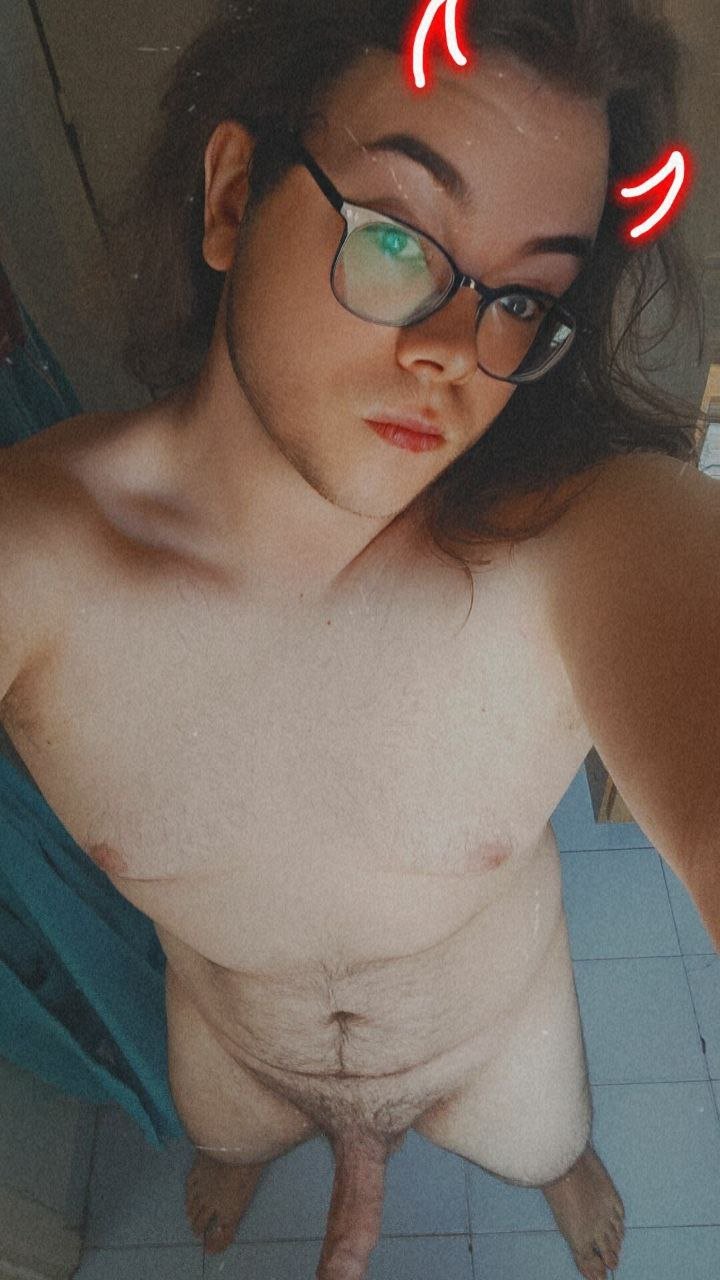 Stupid fag on display #L2eMVCdT